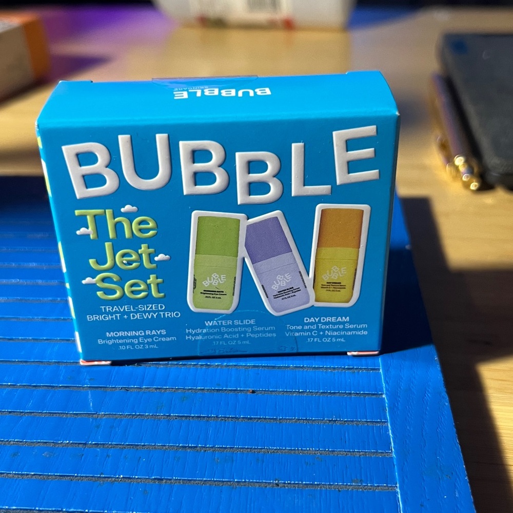 Bubble the jet set
